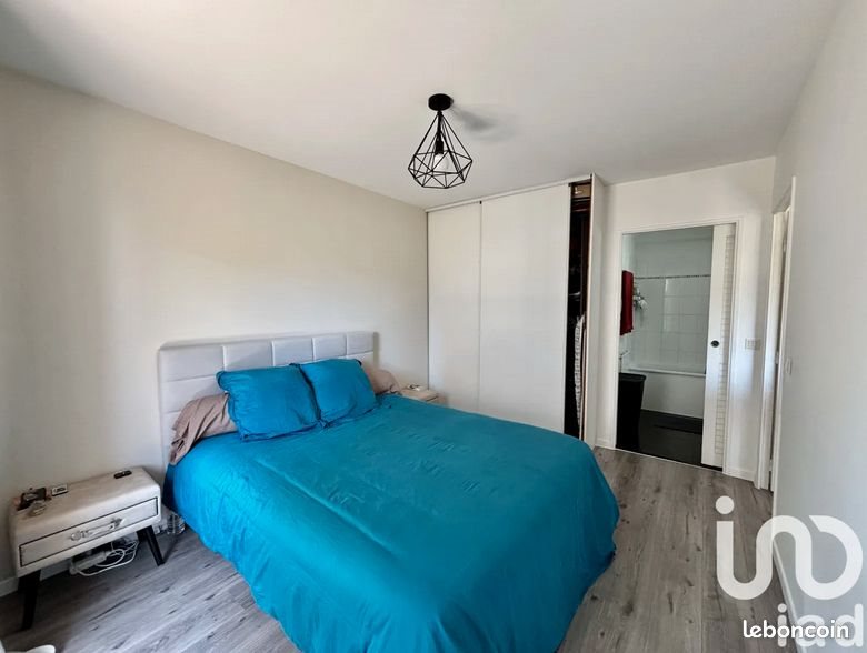 Appartement à louer, 43m², Évry-Courcouronnes