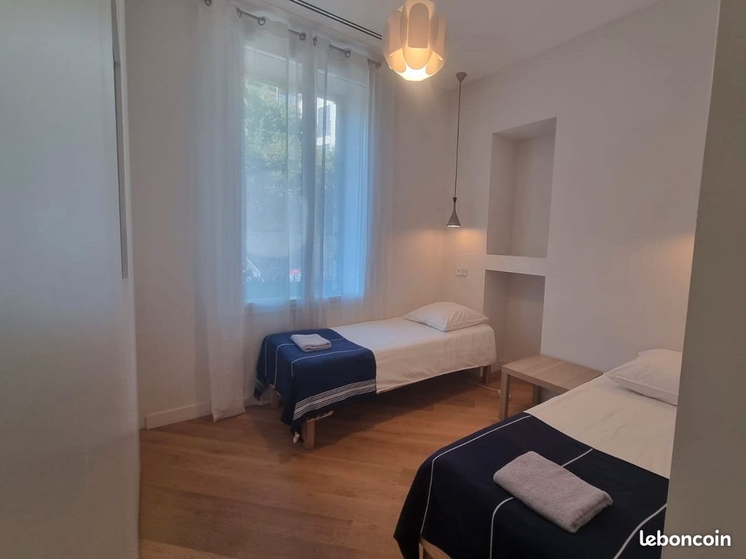 Appartement à louer, 80m², La Turbie