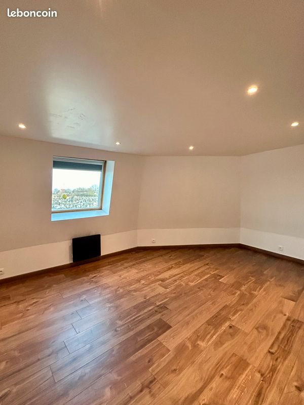 Appartement à louer, 65m², Estaires