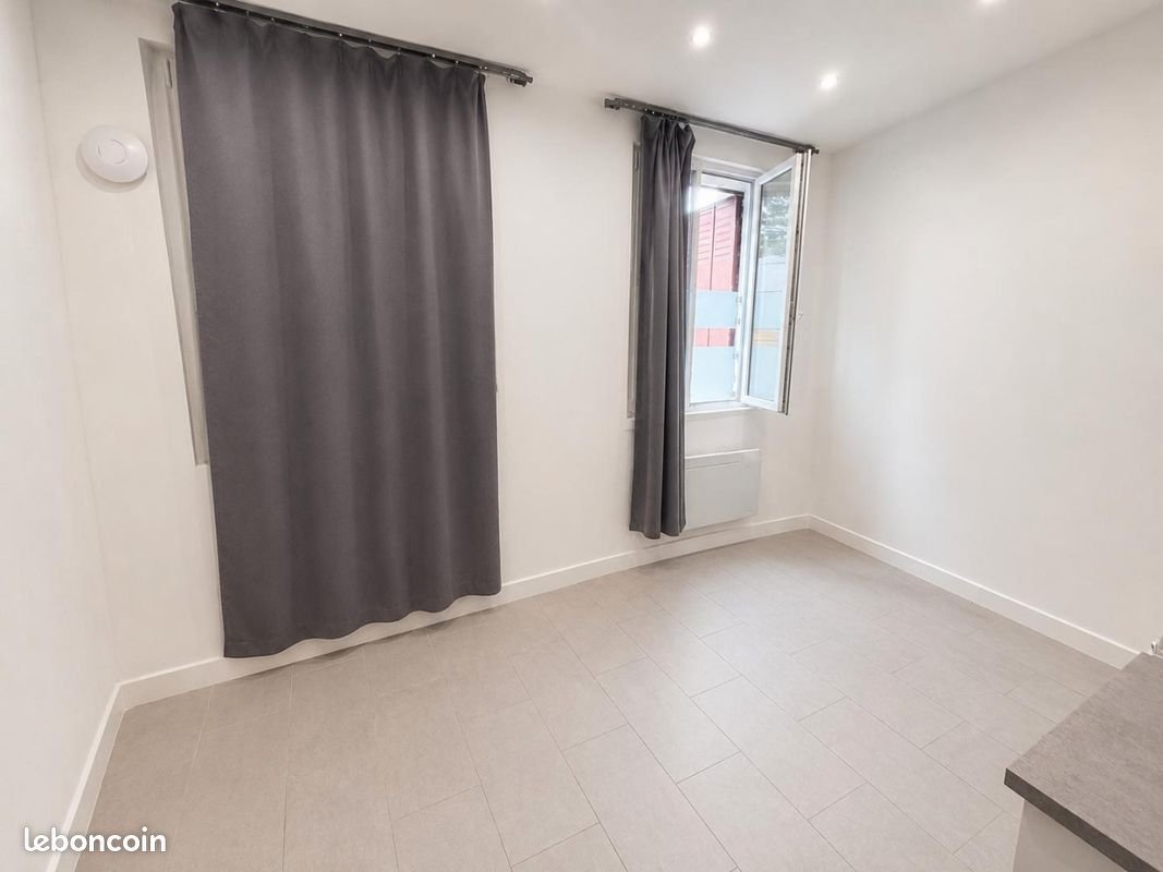 Appartement à louer, 14m², Aubervilliers
