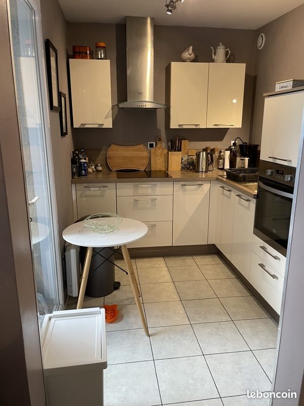 Appartement à louer, 55m², Lille