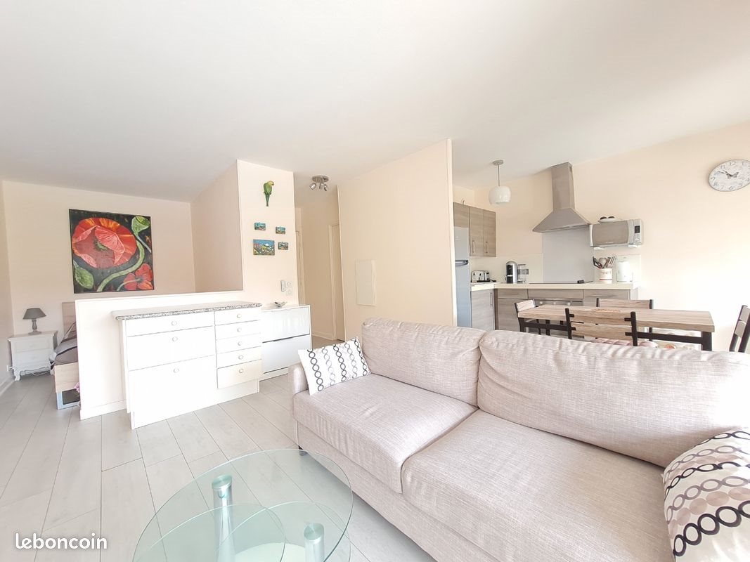 Appartement à louer, 33m², Mandelieu-la-Napoule