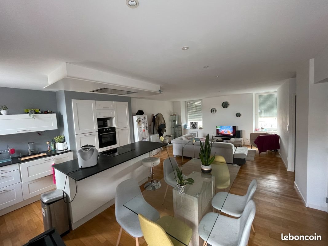 Appartement à louer, 70m², Fougères