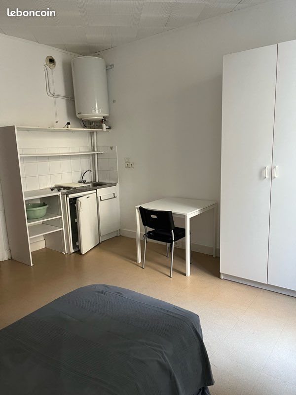 Appartement à louer, 22m², Saint-Étienne