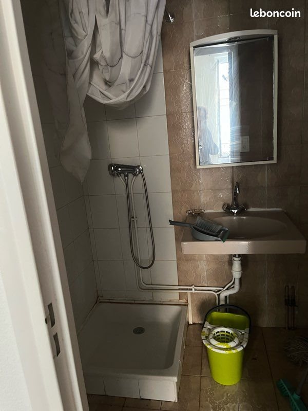 Appartement à louer, 22m², Saint-Étienne