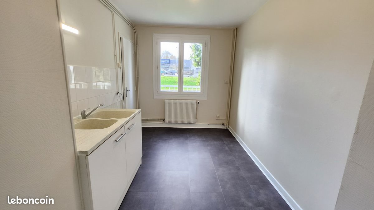 Appartement à louer, 50m², Saint-Paterne-Racan