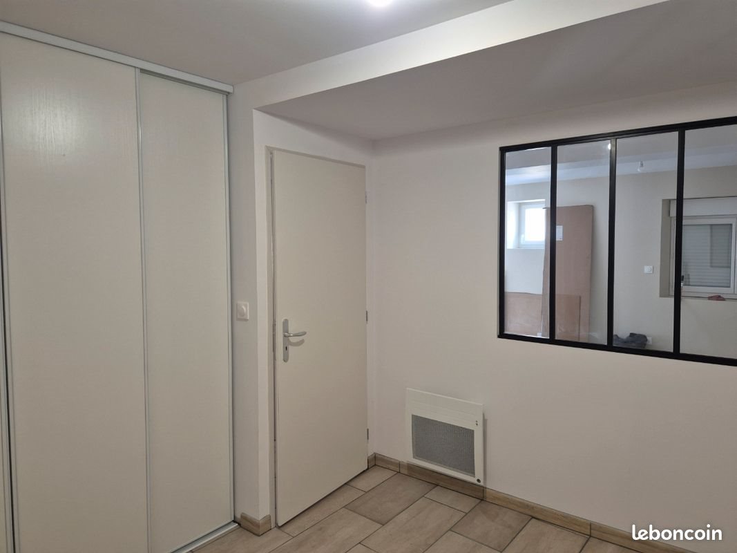 Appartement à louer, 40m², Saïx