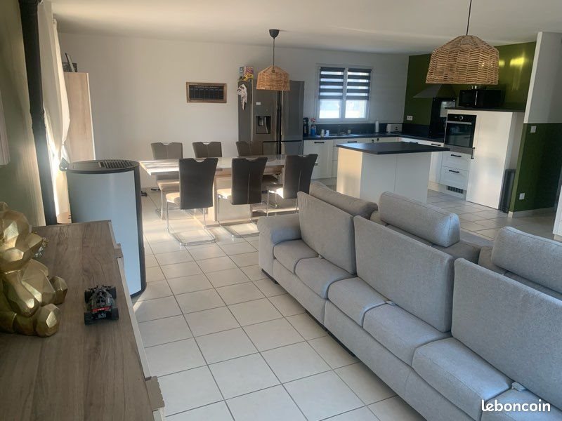 Maison à vendre, 150m², Sainte-Sigolène