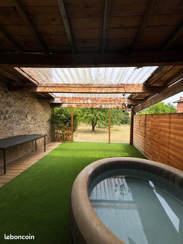 Maison à vendre, 100m², Celles-sur-Durolle