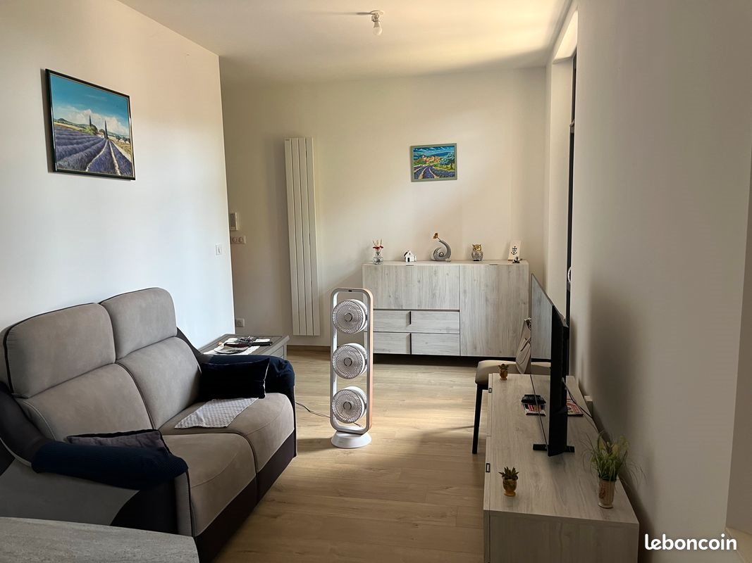 Appartement à louer, 39m², Calvisson