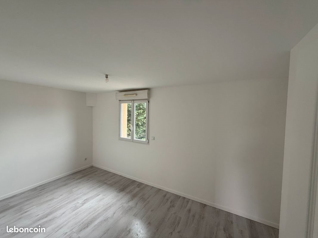 Appartement à louer, 66m², Persan