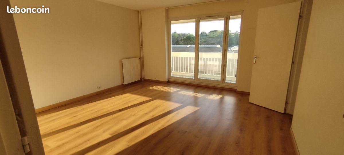 Appartement à louer, 67m², Elancourt