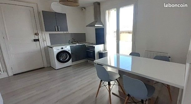 Appartement à louer, 75m², Hiersac