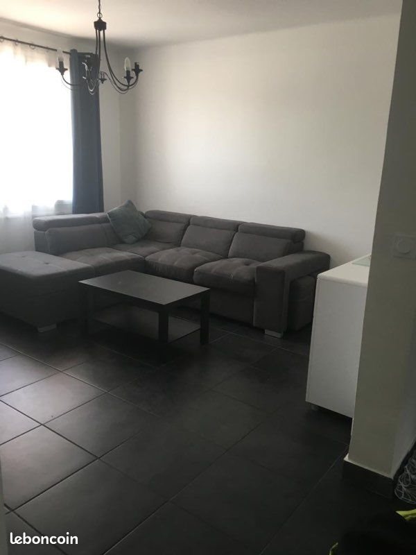 Appartement à louer, 88m², Bron