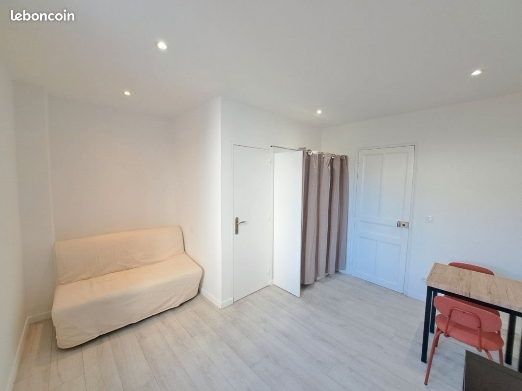 Appartement à louer, 25m², Toulon