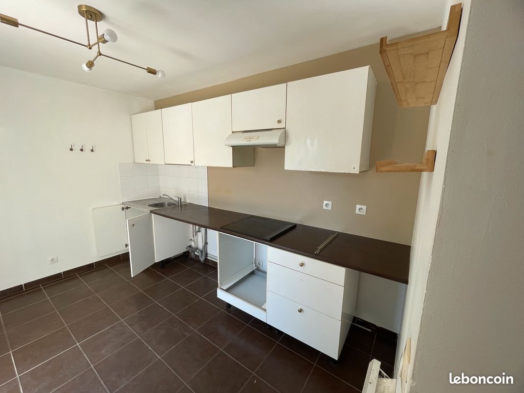 Appartement à louer, 55m², Messy