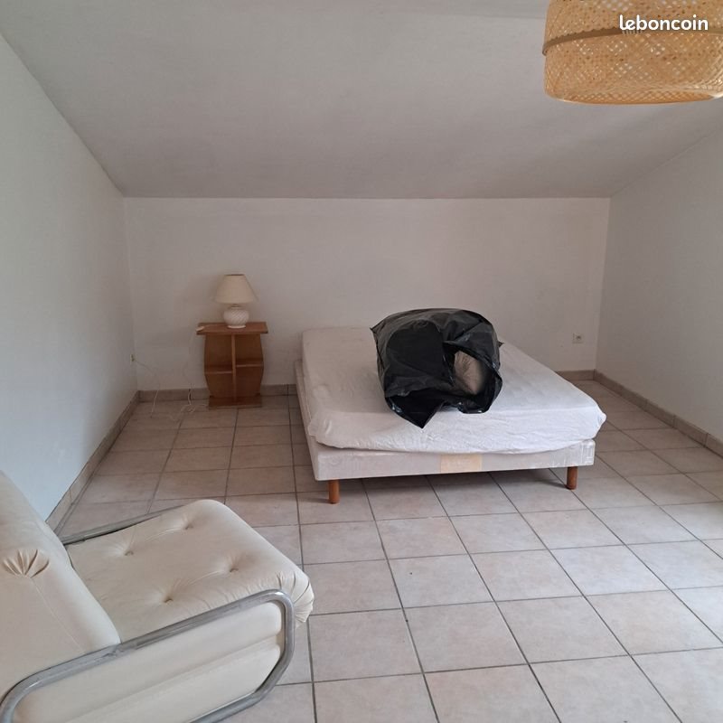Appartement à louer, 67m², Vico