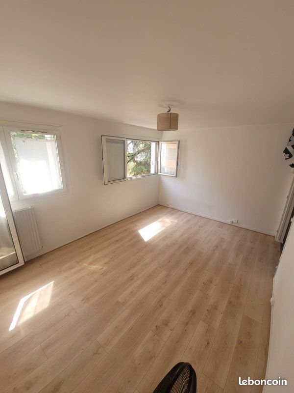 Appartement à louer, 59m², Billère