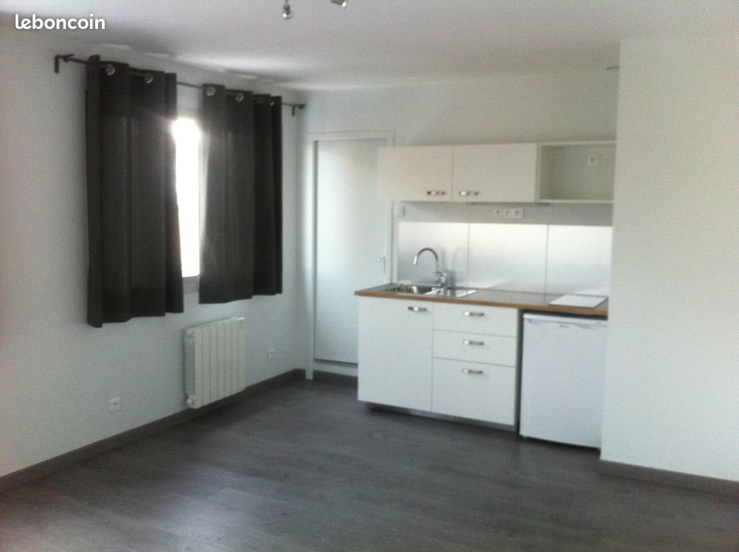 Appartement à louer, 25m², Saint-Priest
