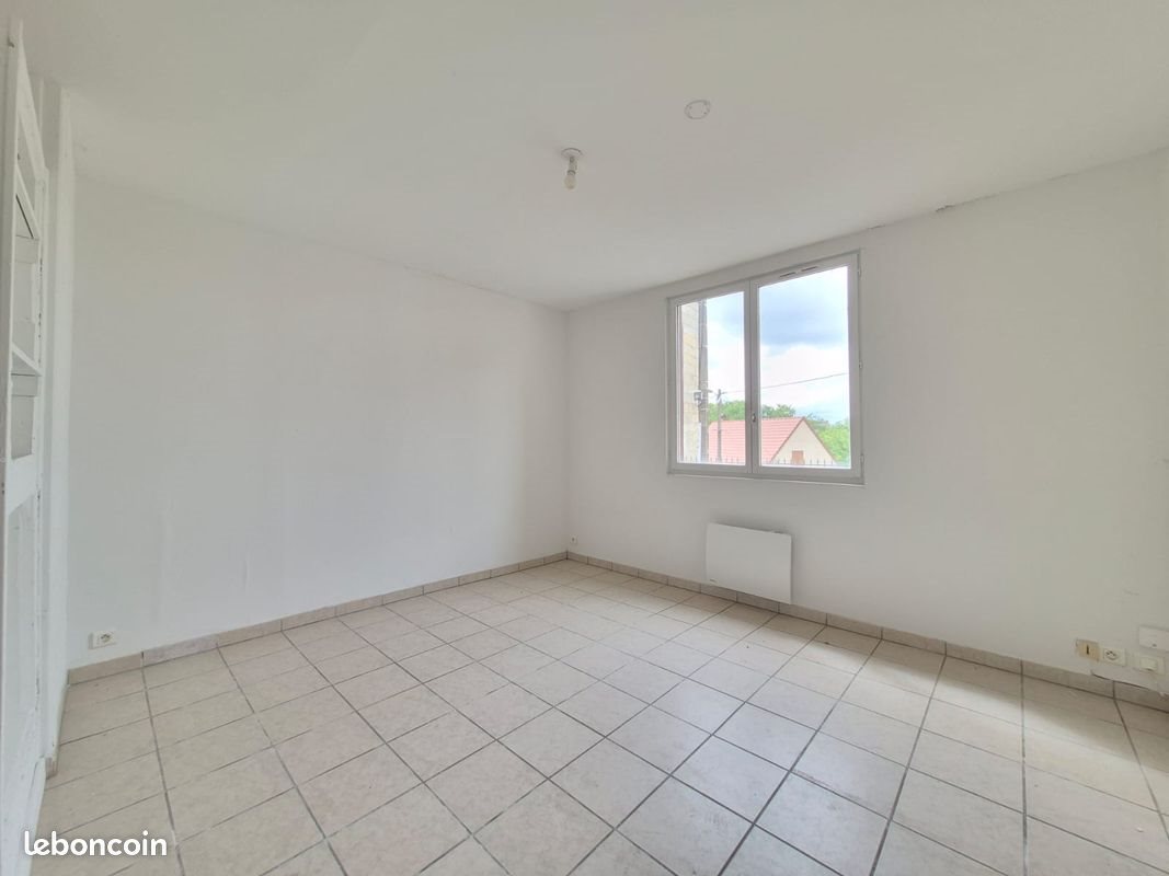 Appartement à louer, 20m², Saint-Gobain