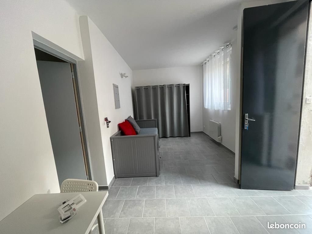 Appartement à louer, 22m², Toulon