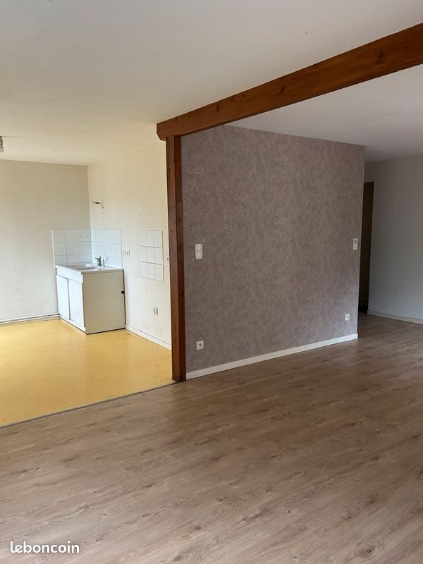 Appartement à louer, 75m², Bourganeuf