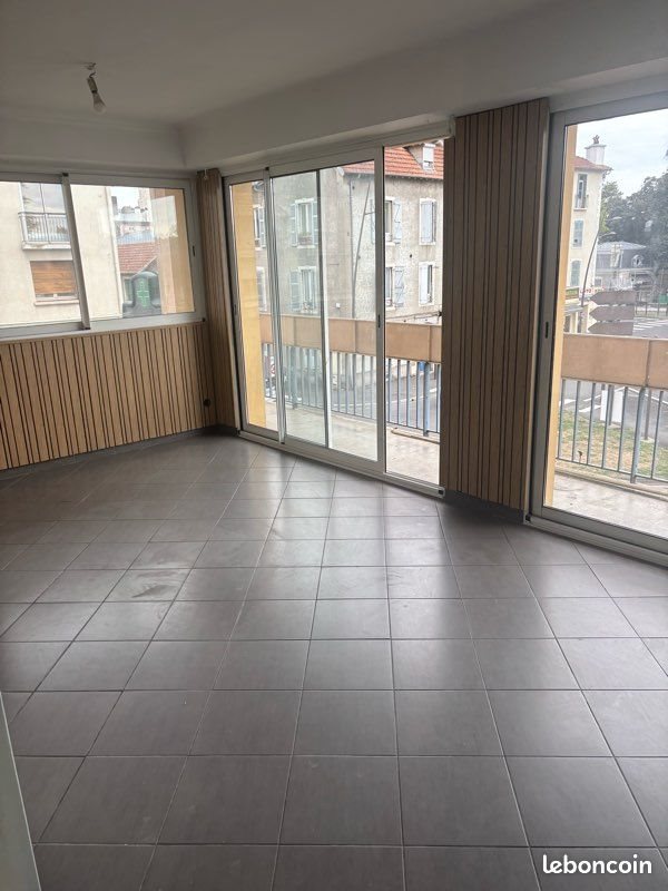 Appartement à louer, 63m², Pau