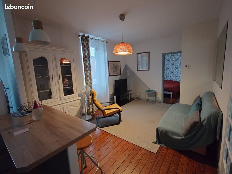 Appartement à louer, 52m², Autun