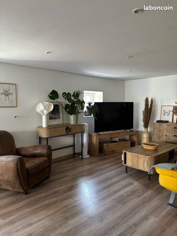 Maison à vendre, 111m², Bourg-Lastic