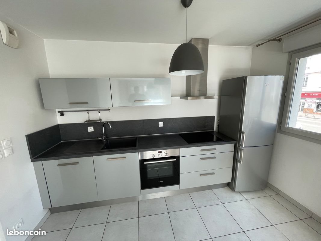 Appartement à louer, 65m², Lyon 8ème