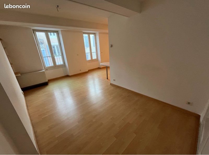 Appartement à louer, 55m², Dieulefit