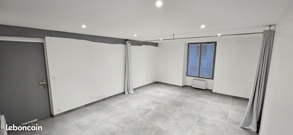 Appartement à louer, 31m², Arpajon