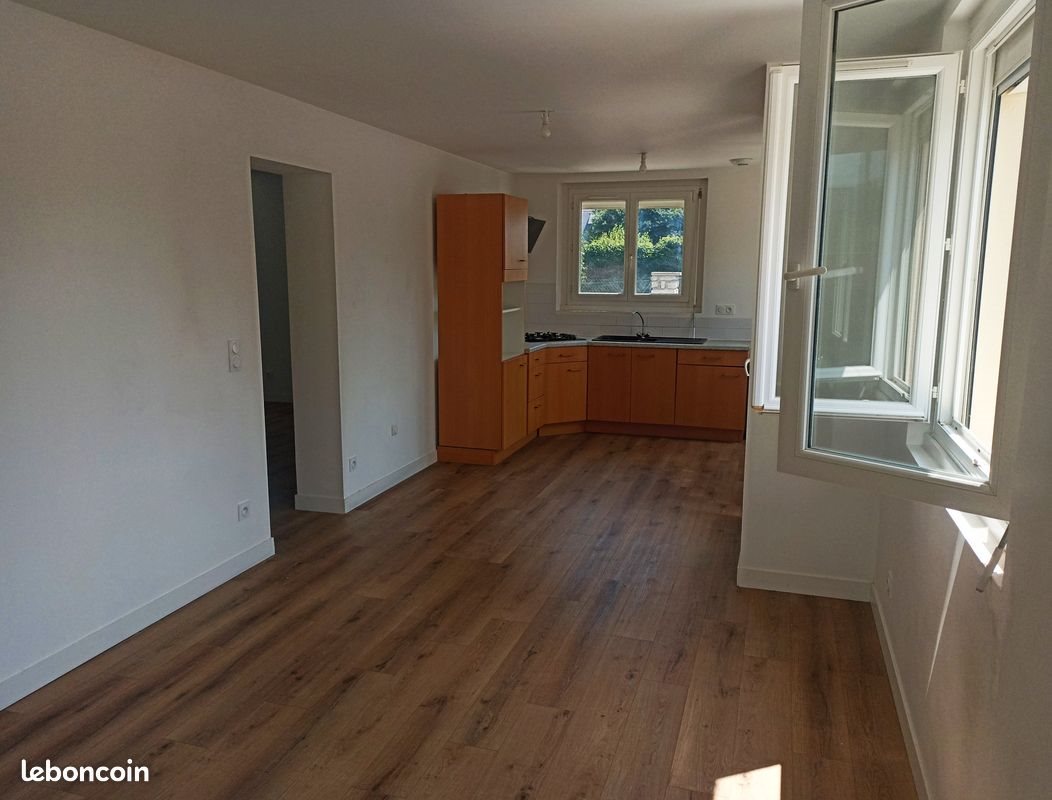Maison à louer, 98m², Scaër