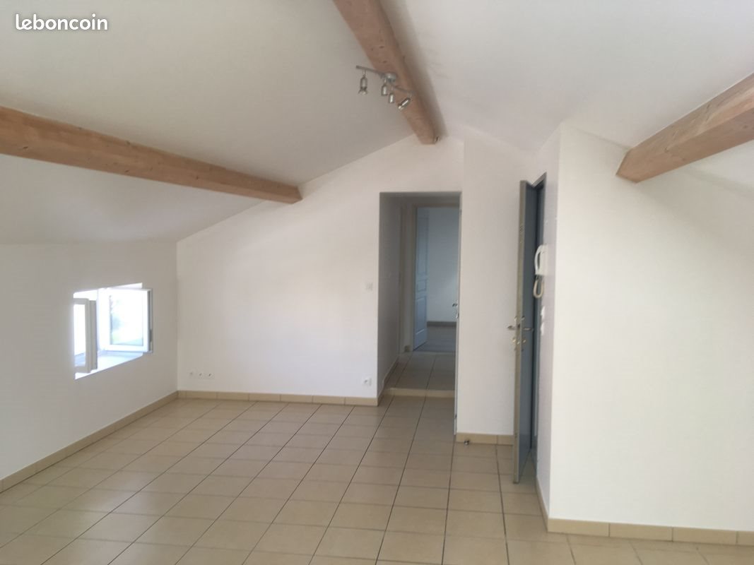 Appartement à louer, 50m², Rouillac