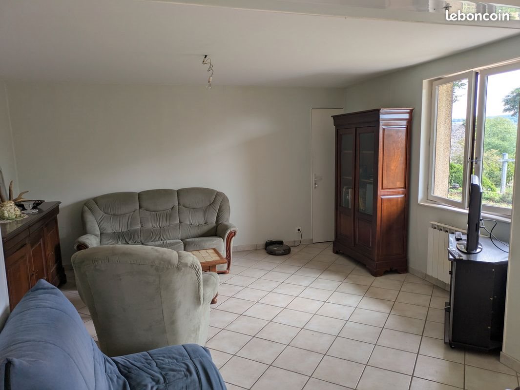 Appartement à louer, 65m², Tauves