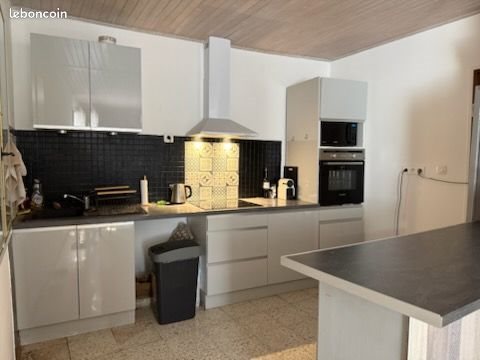 Maison à louer, 70m², Saint-Chaptes