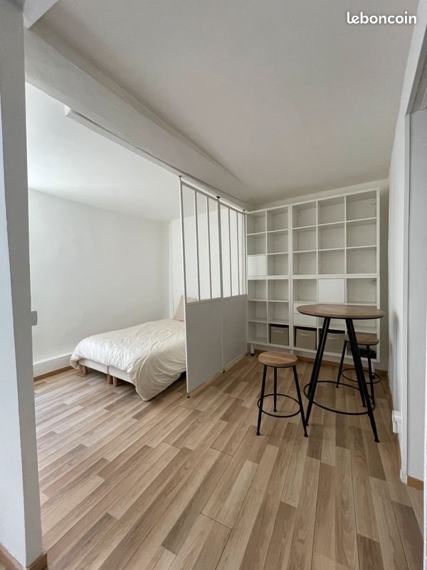 Appartement à louer, 37m², Nîmes
