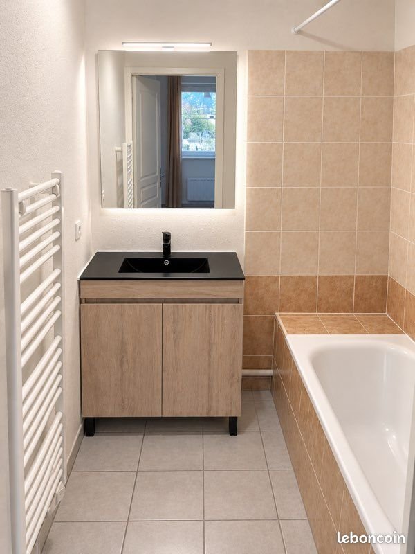 Appartement à louer, 45m², Albertville