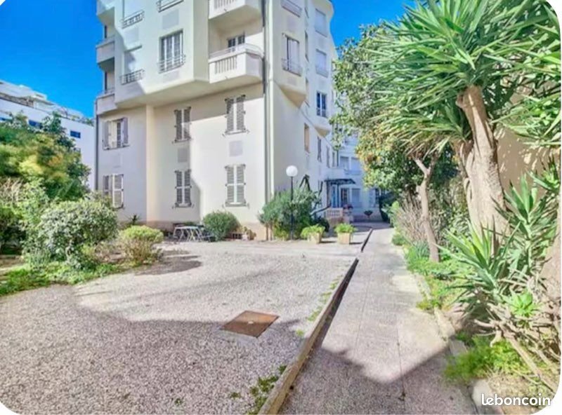 Appartement à louer, 20m², Antibes