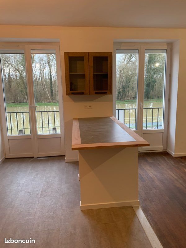 Appartement à louer, 110m², Saint-Léger-des-Vignes
