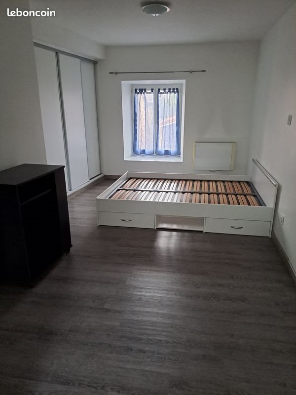Appartement à louer, 45m², Cremeaux