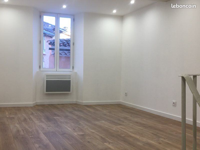 Maison à louer, 62m², Vins-sur-Caramy