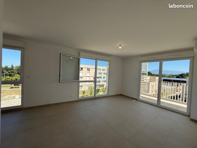 Appartement à louer, 46m², Monteux