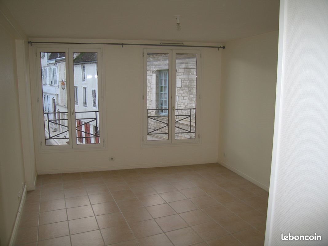 Appartement à louer, 70m², Tonnerre