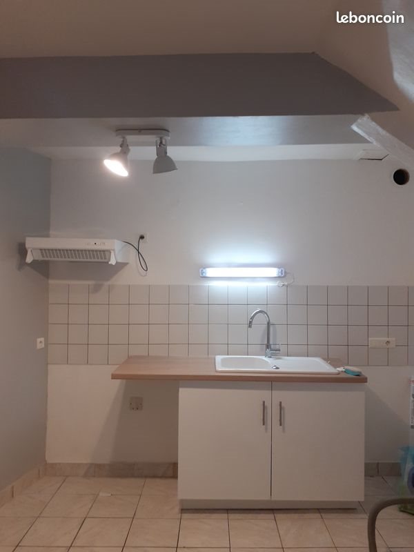 Maison à louer, 40m², Saint-Couat-d'Aude