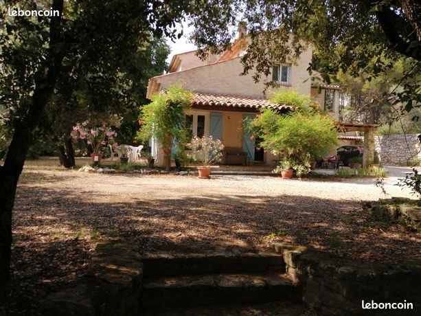 Maison à louer, 100m², Lorgues