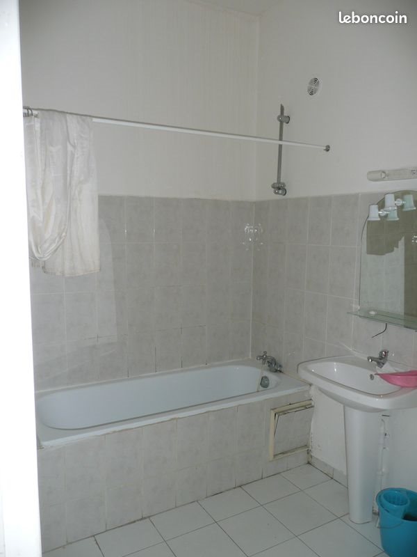 Appartement à louer, 78m², Nîmes