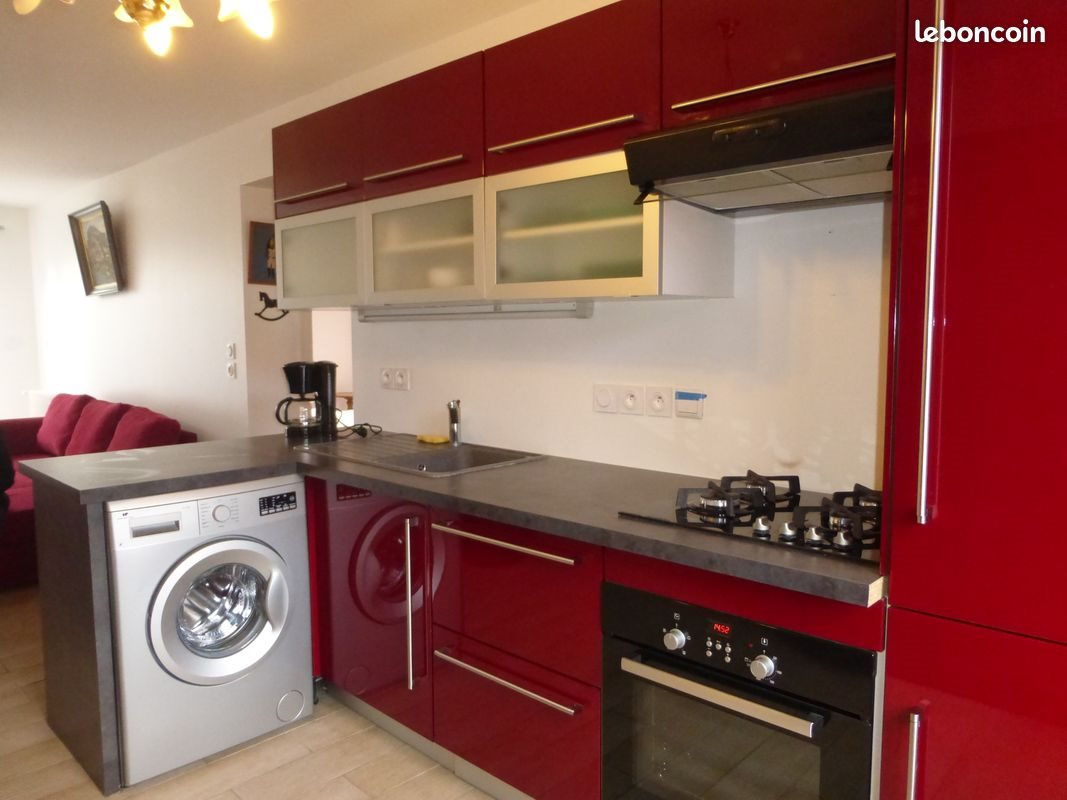Appartement à louer, 40m², Arpajon-sur-Cère