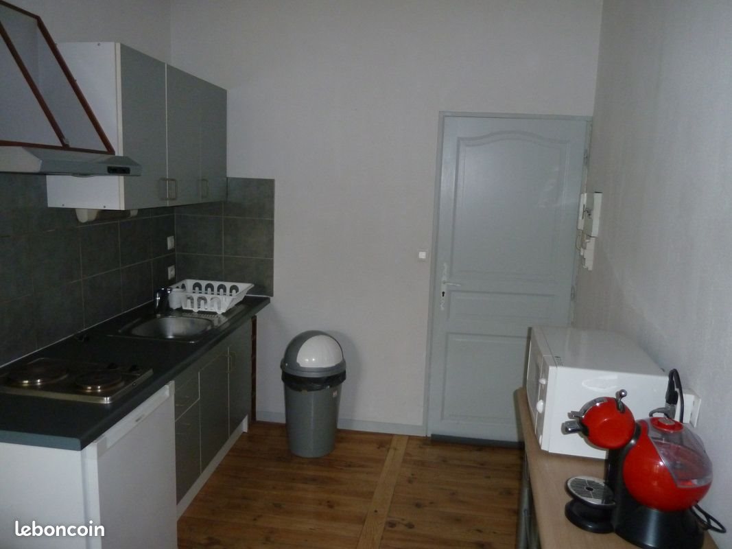Appartement à louer, 25m², Riom