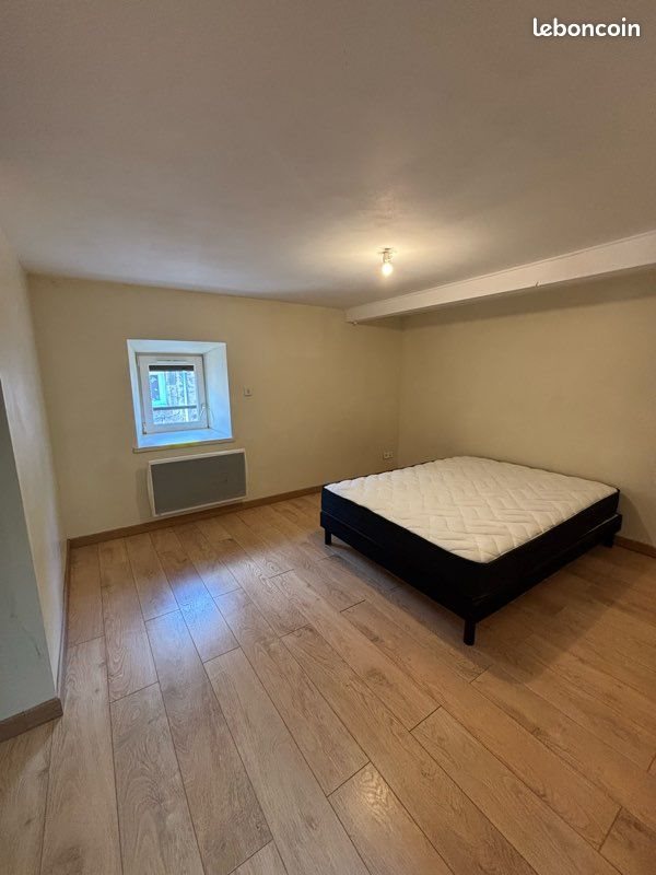 Appartement à louer, 92m², Saint-Bonnet-le-Château